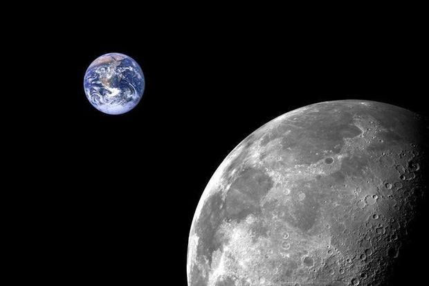 Décor Panoramique Lune et Terre